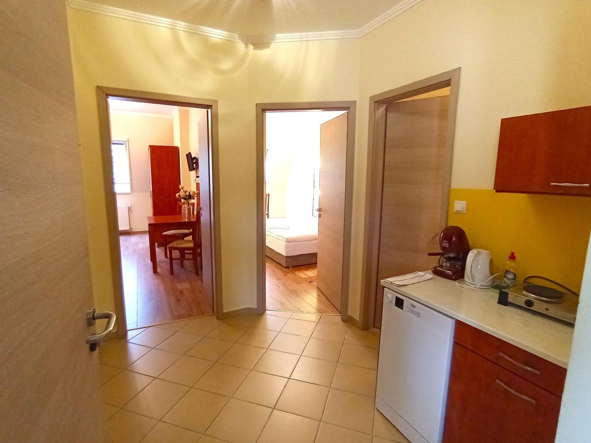 Patak-Party Apartmanok Bogács Екстериор снимка