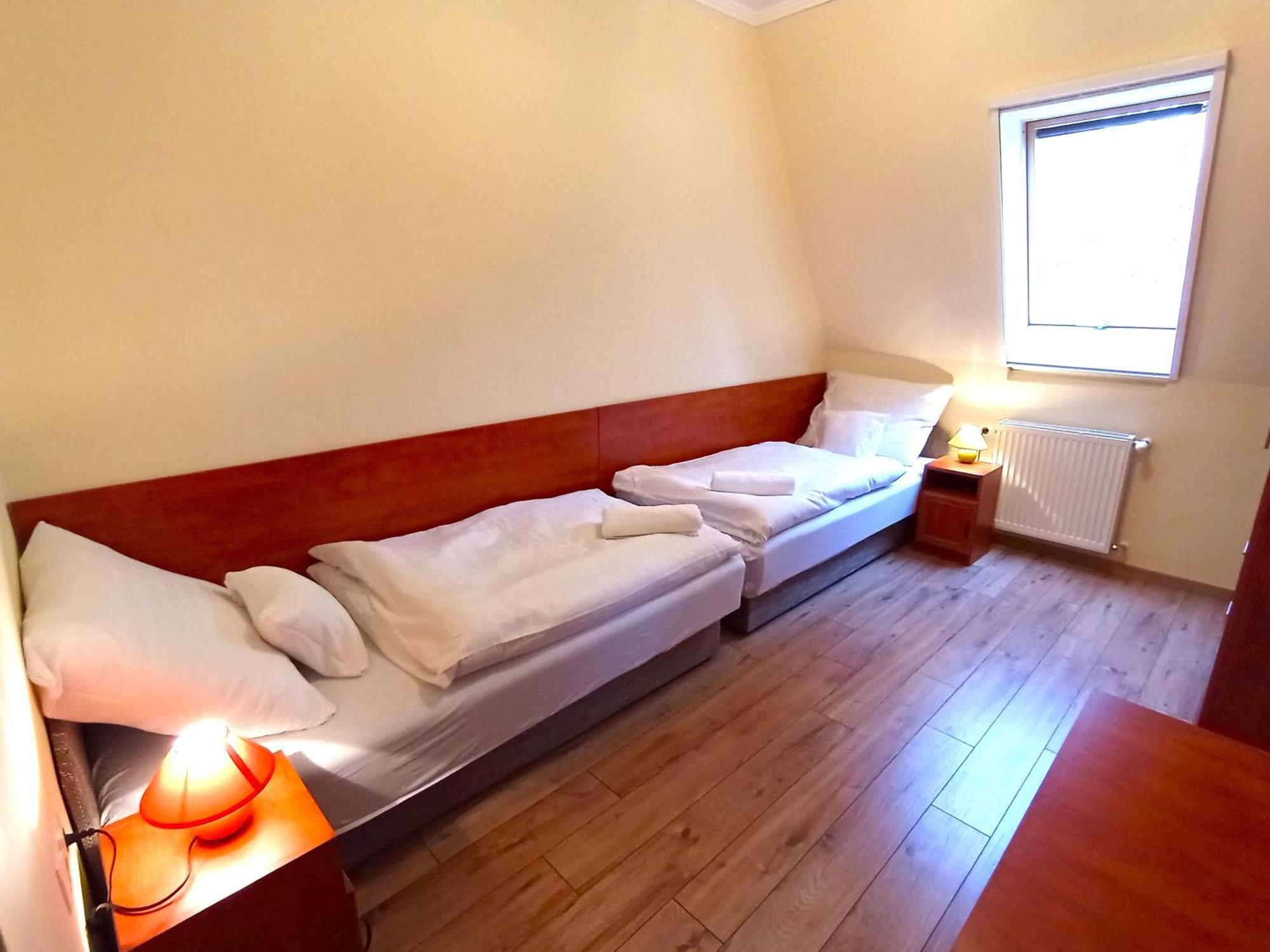 Patak-Party Apartmanok Bogács Екстериор снимка