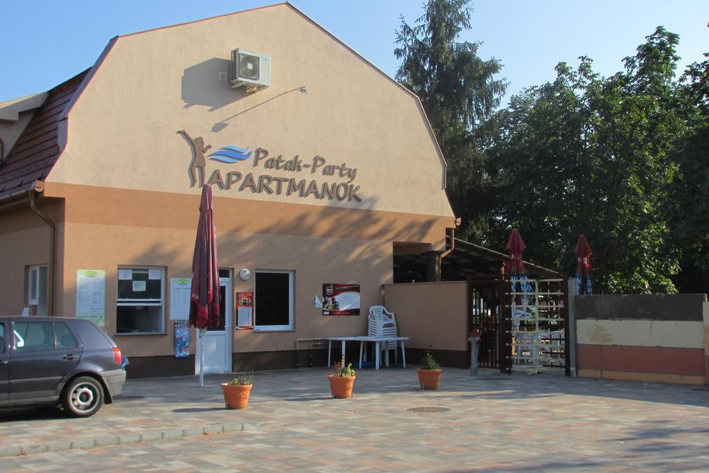 Patak-Party Apartmanok Bogács Екстериор снимка